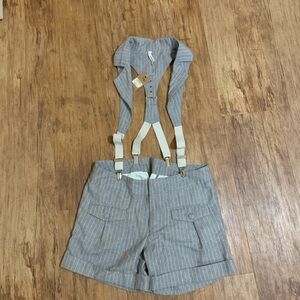 Covet Womens 2 Pc Short Set w/ Suspenders. Light Grey Pinstripe. Size Small